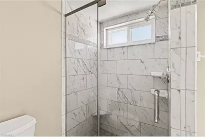 1807 SE 15th St, Cape Coral, FL 33990 - Photo 14