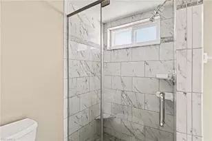 1807 SE 15th St, Cape Coral, FL 33990 - Photo 14