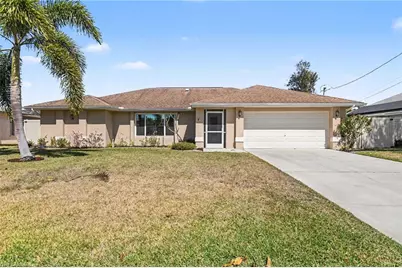 1807 SE 15th St, Cape Coral, FL 33990 - Photo 1