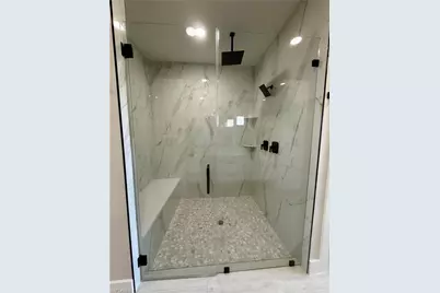 106 NE 8th Pl, Cape Coral, FL 33993 - Photo 16