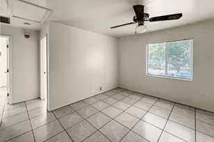 2239 Iris Way, Fort Myers, FL 33905 - Photo 8