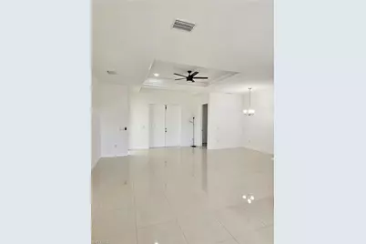 1147 Antonio St E, Lehigh Acres, FL 33974 - Photo 4