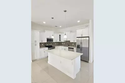 1147 Antonio St E, Lehigh Acres, FL 33974 - Photo 6