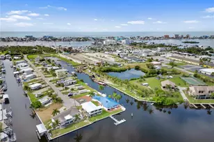 870 Oak St, Fort Myers Beach, FL 33931 - Photo 4