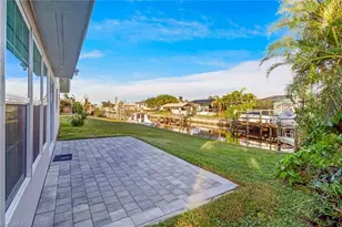 4312 S Bay Cir, North Fort Myers, FL 33903 - Photo 16