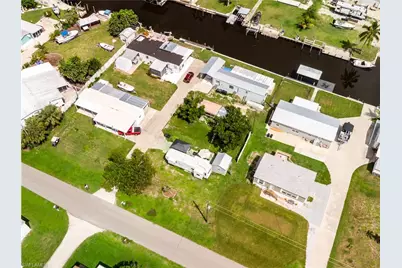 5008 Sandpiper Dr, Saint James City, FL 33956 - Photo 14