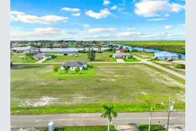 4634 NW 34th St, Cape Coral, FL 33993 - Photo 6