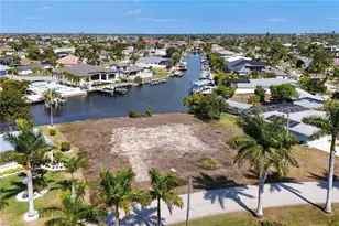 5010 Saxony Ct, Cape Coral, FL 33904 - Photo 6