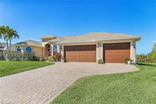 3712 SW 11th Pl, Cape Coral, FL 33914 - Photo 4