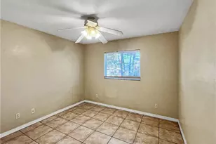 208 SE 17th St, Cape Coral, FL 33990 - Photo 20