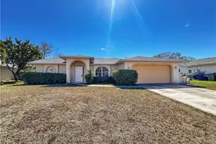 208 SE 17th St, Cape Coral, FL 33990 - Photo 2