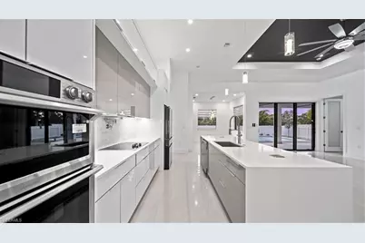 2711 Van Buren Pkwy, Cape Coral, FL 33993 - Photo 40