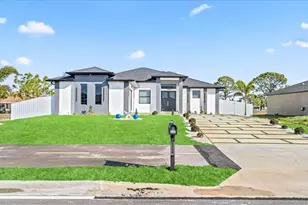 2711 Van Buren Pkwy, Cape Coral, FL 33993 - Photo 4