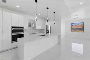 401 NW 25th Ave, Cape Coral, FL 33993 - Photo 14