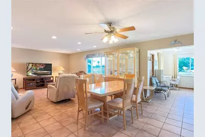 1232 Haddington Cir #65, Sun City Center, FL 33573 - Photo 6