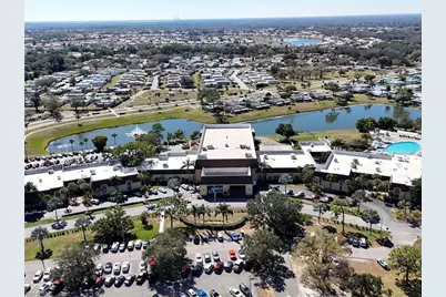 1232 Haddington Cir #65, Sun City Center, FL 33573 - Photo 2