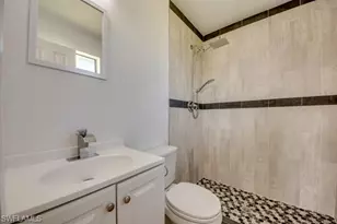 315 SE 22nd Terrace, Cape Coral, FL 33990 - Photo 8