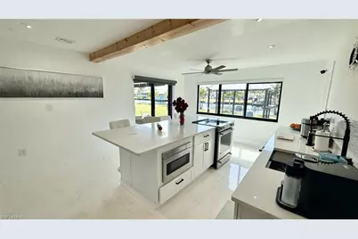 421 Cross St, North Fort Myers, FL 33903 - Photo 8