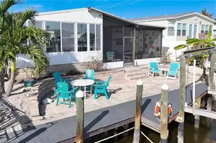 3070 Harpoon Ln, Saint James City, FL 33956 - Photo 4