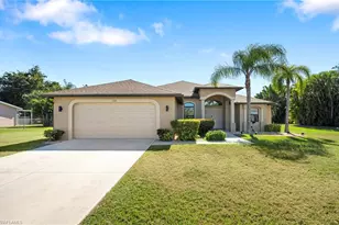 1132 SE 19th St, Cape Coral, FL 33990 - Photo 2