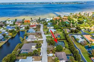 14922 Bonaire Cir, Fort Myers, FL 33908 - Photo 8