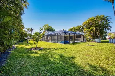 14922 Bonaire Cir, Fort Myers, FL 33908 - Photo 26