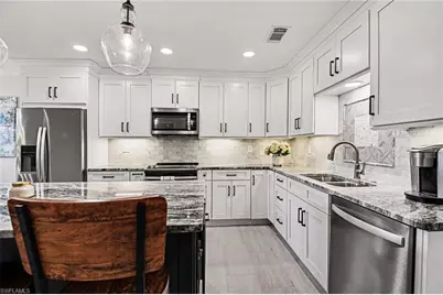 8504 Charter Club Cir #5, Fort Myers, FL 33919 - Photo 6