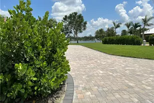 13567 Golden Palms Circle, Fort Myers, FL 33913 - Photo 4