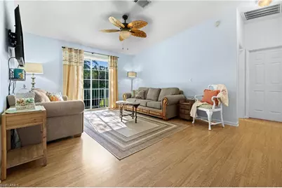 125 NE 11th Pl, Cape Coral, FL 33909 - Photo 6