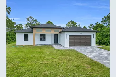 1018 Calvin Ave, Lehigh Acres, FL 33972 - Photo 6