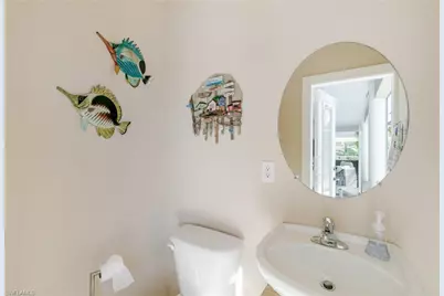 1404 SE 13th Ter, Cape Coral, FL 33990 - Photo 32
