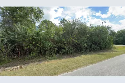 6136 Hepner Ave, Fort Myers, FL 33905 - Photo 2