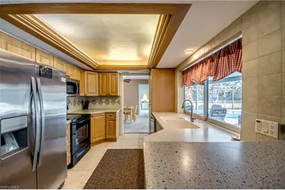 3945 SE 9th Ct, Cape Coral, FL 33904 - Photo 18