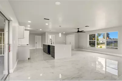 3805 SE 12th Ave, Cape Coral, FL 33904 - Photo 2