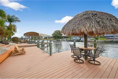 1710 SE 10th Pl, Cape Coral, FL 33990 - Photo 32