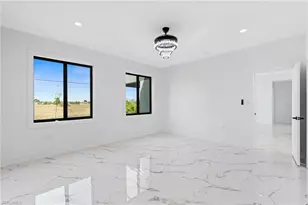 2027 NE 18th St, Cape Coral, FL 33909 - Photo 24