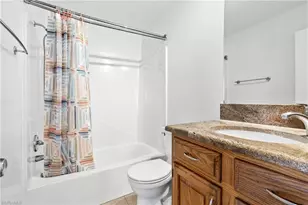 8141 Country Rd, Fort Myers, FL 33919 - Photo 18