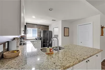 6501 Astoria Ave, Fort Myers, FL 33905 - Photo 12