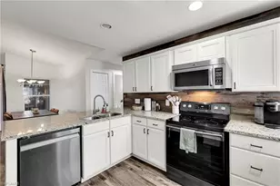 6501 Astoria Ave, Fort Myers, FL 33905 - Photo 14