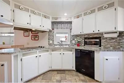 472 Nicklaus Blvd, North Fort Myers, FL 33903 - Photo 14