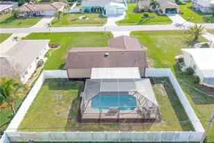 209 SE 44th Terrace, Cape Coral, FL 33904 - Photo 20