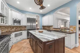 3821 River Point Dr, Fort Myers, FL 33905 - Photo 8