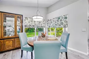 9917 Las Casas Dr, Fort Myers, FL 33919 - Photo 12