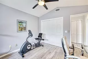 9917 Las Casas Dr, Fort Myers, FL 33919 - Photo 28