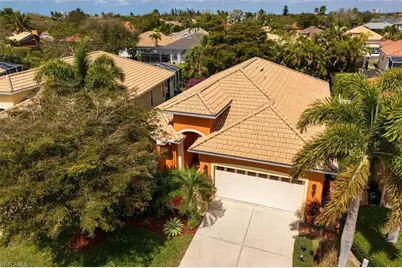 9710 Las Casas Dr, Fort Myers, FL 33919 - Photo 4