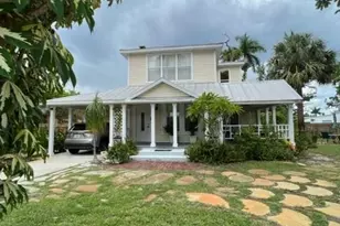2579 Second St, Fort Myers, FL 33901 - Photo 1