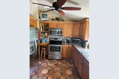 2579 2nd St, Fort Myers, FL 33901 - Photo 10