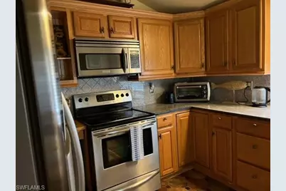 2579 2nd St, Fort Myers, FL 33901 - Photo 8