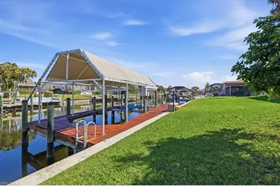 105 SE 40th Ter, Cape Coral, FL 33904 - Photo 1