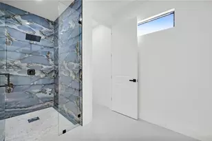 204 NW 18th Ave, Cape Coral, FL 33993 - Photo 22